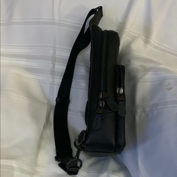 Coach Black Leather Gotham pack - Picture 2 of 7